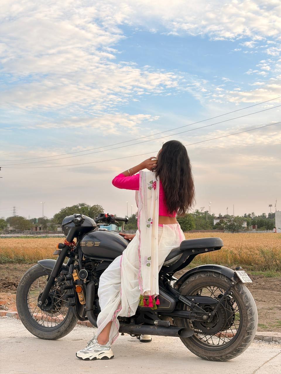White Mul Cotton Saree with lotus Embroidery