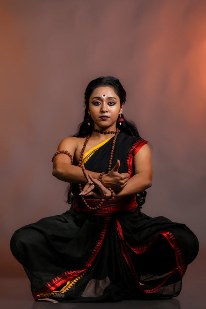 Black Handloom Pure Mul Cotton Weaving Saree | Bold Heritage Elegance | Bhairavi Vastram