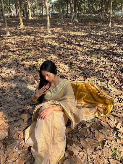 Gold Linen Zari Saree Understated Luxury with Timeless Grace
