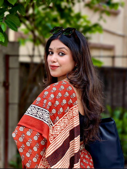 Hand Block Printed Mul Cotton Saree – Soft, Breathable & Comfortable for Everyday Wear