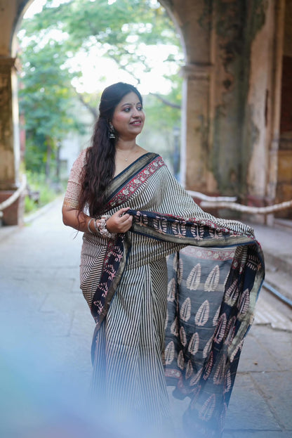 Black Maheshwari Silk Saree